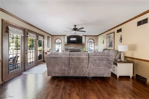 7692 Spring Park Dr, Boardman, OH 44512 photo 17