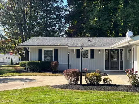 Exterior - 6429 Amherst Cir, Ashtabula, OH 44004 photo 2 of 6