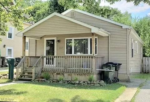 222 Olive St, Elyria, OH 44035