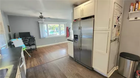 Entry Way - 222 Olive St, Elyria, OH 44035 photo 1 of 2