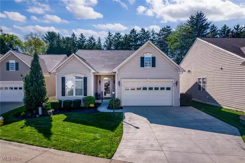 964 Alder Run Way, Akron, OH 44333