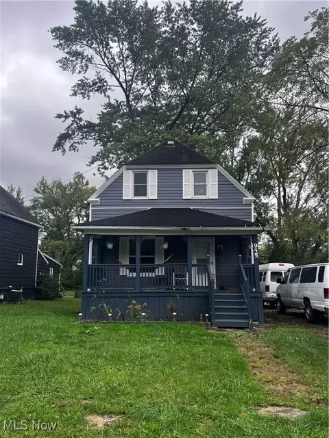 945 Front St SW, Warren, OH 44485