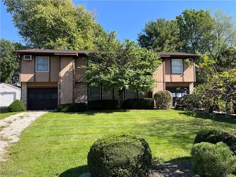 1820-1822 Lakeside Ave NW, Canton, OH 44708