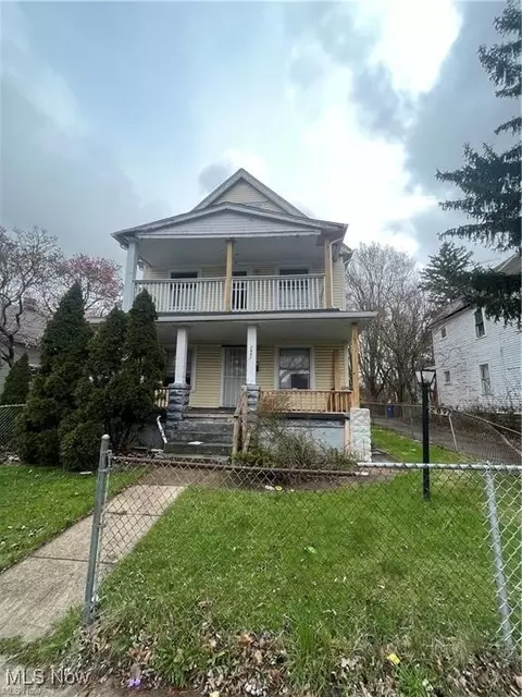 2897 E 111th St, Cleveland, OH 44104