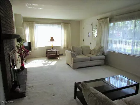 626 Norman Ave, Ashtabula, OH 44004 photo 11