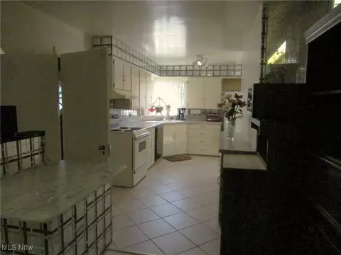 626 Norman Ave, Ashtabula, OH 44004 photo 6