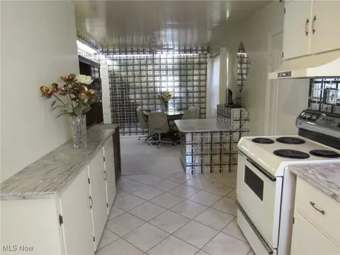 626 Norman Ave, Ashtabula, OH 44004 photo 5