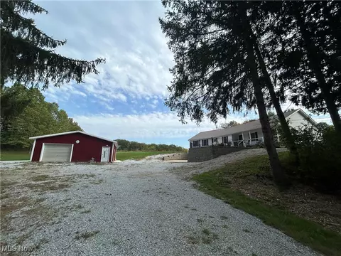1050 S County Line Rd, Geneva, OH 44041