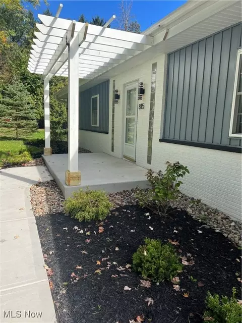 815 Sugar Rd, Copley, OH 44321 photo 4