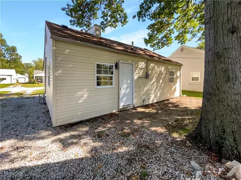 Exterior - 4022 Gregus Ave, Lorain, OH 44055 photo 1 of 2