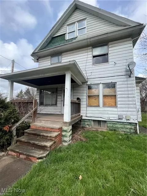 7201 Claasen Ave, Cleveland, OH 44105