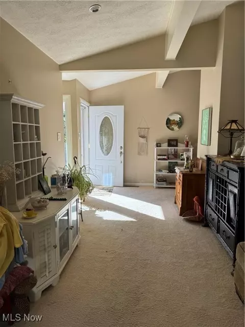 157 Seneca Rd, Wheeling, WV 26003 photo 2