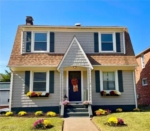 2021 Commerce St, Wellsburg, WV 26070