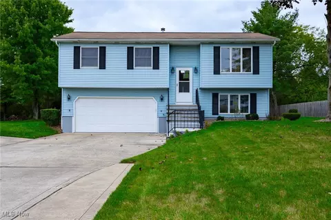 4144 Cherokee Trl, Brunswick, OH 44212