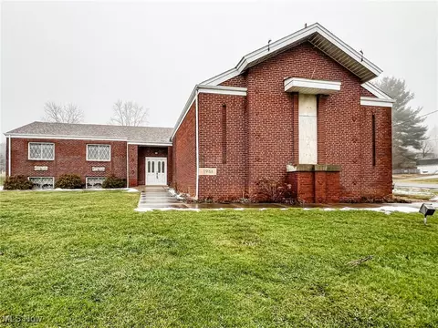 49238 Calcutta Smith Ferry Rd, East Liverpool, OH 43920