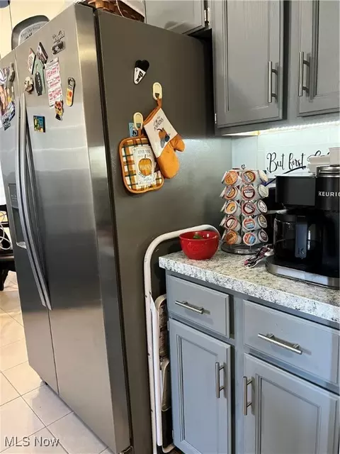 Kitchen - 509 Appleseed Dr, Lorain, OH 44053 photo 3 of 3