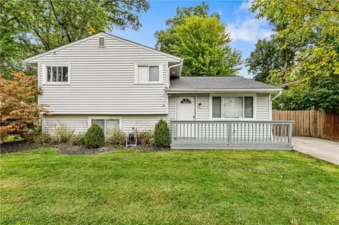 5315 Cornell Blvd, North Ridgeville, OH 44039