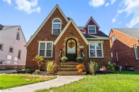 4108 W 160th St, Cleveland, OH 44135