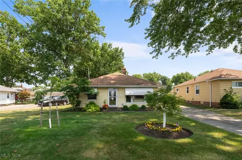 771 Bayridge Blvd, Willowick, OH 44095