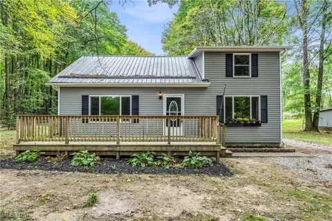 10997 Vaughn Rd, Hiram, OH 44234