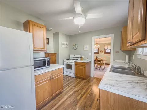 Kitchen - 75 Eldred Ave, Bedford, OH 44146 photo 3 of 3