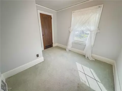 Bedroom - 75 Eldred Ave, Bedford, OH 44146 photo 8 of 10