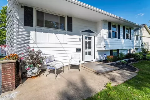 2818 Clearwater St NW, Warren, OH 44485