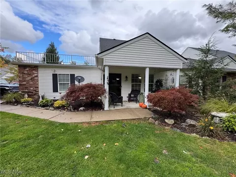 617 N Creek Dr, Painesville, OH 44077