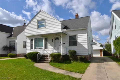 4926 E 86th St, Garfield Heights, OH 44125
