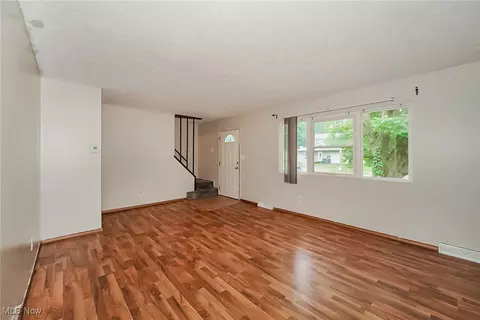 Living - 949 Independence Ave, Akron, OH 44310 photo 3 of 3