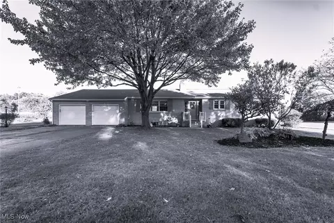 8292 Ravenna Ave, Louisville, OH 44641
