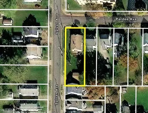 964 Pardee Ave, Akron, OH 44306 photo 9
