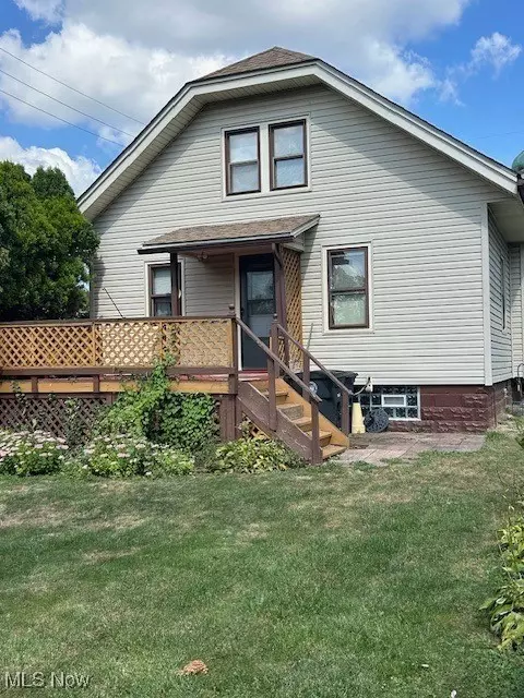 964 Pardee Ave, Akron, OH 44306 photo 5