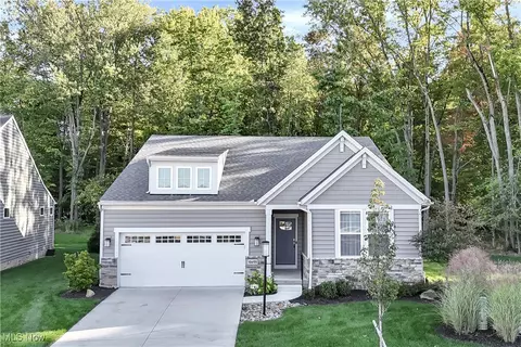 4691 Yellow Birch Cir, Westlake, OH 44145