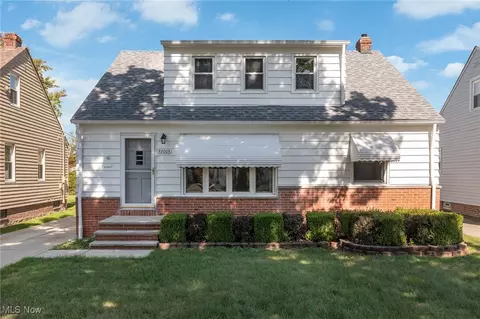 32003 Dickerson Rd, Willowick, OH 44095