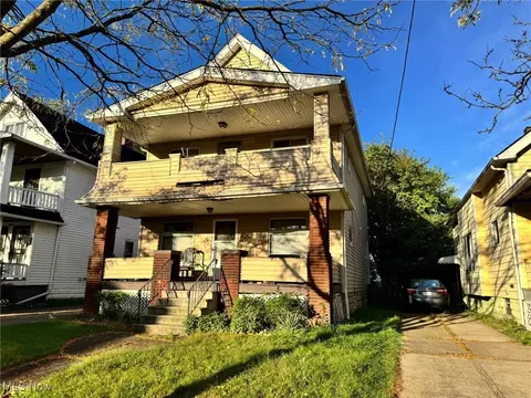 4158 E 143rd St, Cleveland, OH 44128