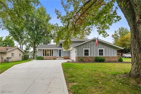 3544 Loma Ln, Brunswick, OH 44212