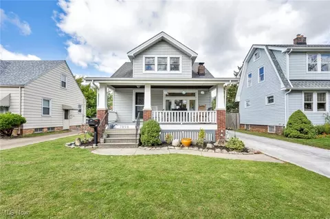 7898 Chesterfield Ave, Parma, OH 44129