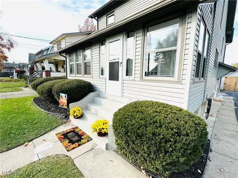 11 E Parkcliff Ave, Struthers, OH 44471 photo 11