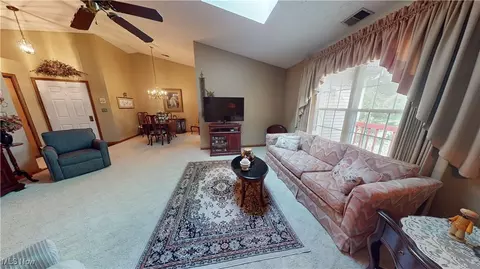 1324 Fox Run Dr, Boardman, OH 44512 photo 10