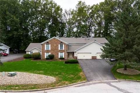 1324 Fox Run Dr, Boardman, OH 44512 photo 23