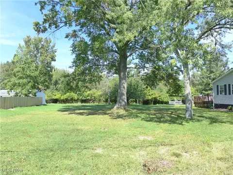 V/l Morris Road, Strongsville, OH 44149