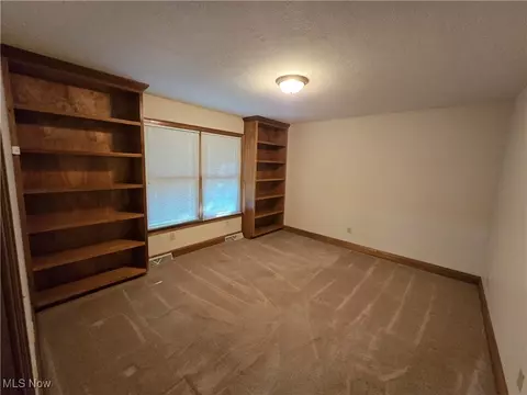 415 High Point Dr, Wadsworth, OH 44281 photo 29