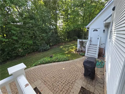415 High Point Dr, Wadsworth, OH 44281 photo 6
