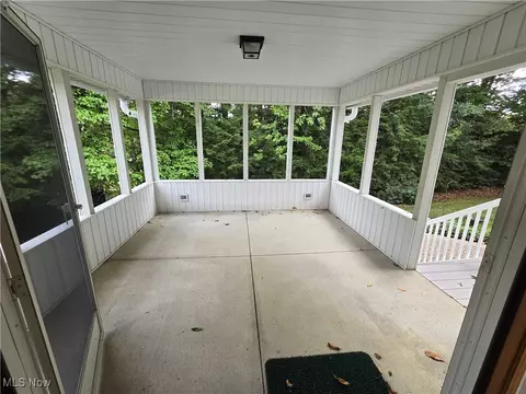 415 High Point Dr, Wadsworth, OH 44281 photo 20