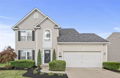 609 Colonial Dr, Painesville, OH 44077