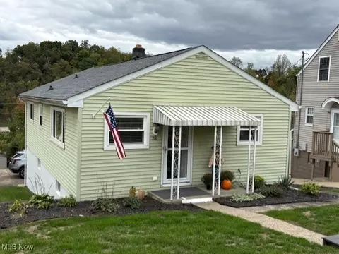 168 Rosslyn Blvd, Steubenville, OH 43952