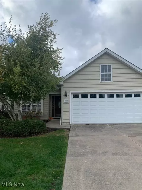 4783 Hawk Ln, Lorain, OH 44053 photo 9
