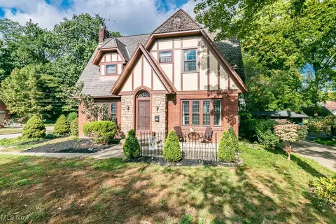 968 Mentor Ave, Painesville, OH 44077