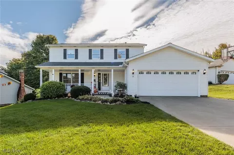 9585 Shadywood Ln, Twinsburg, OH 44087